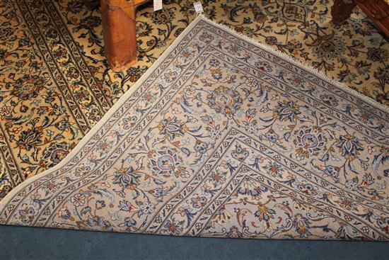 A Kashan carpet, 13ft 2in by 9ft 8in.